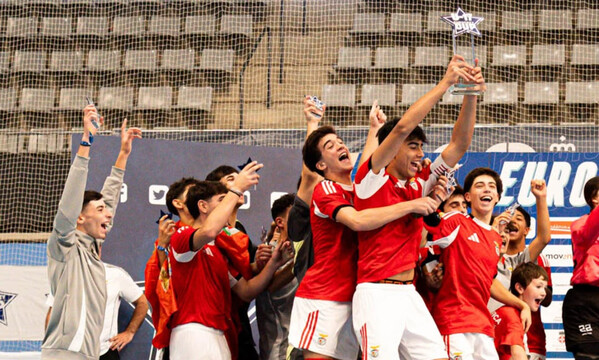 Celebra&#231;&#227;o da jovem equipa benfiquista