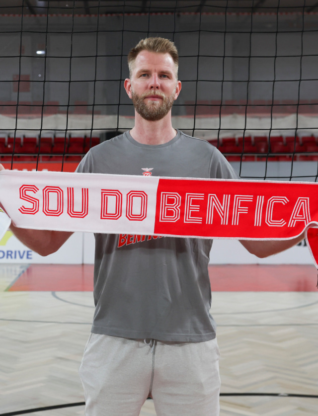Peter Wohlfahrtst&#228;tter renovou at&#233; 2026