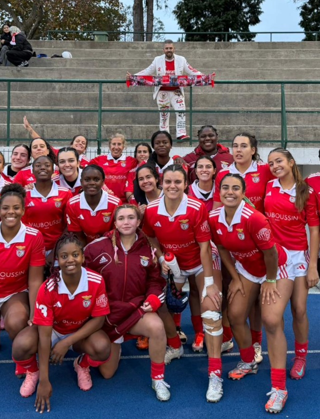 Equipa feminina de r&#226;guebi do Benfica