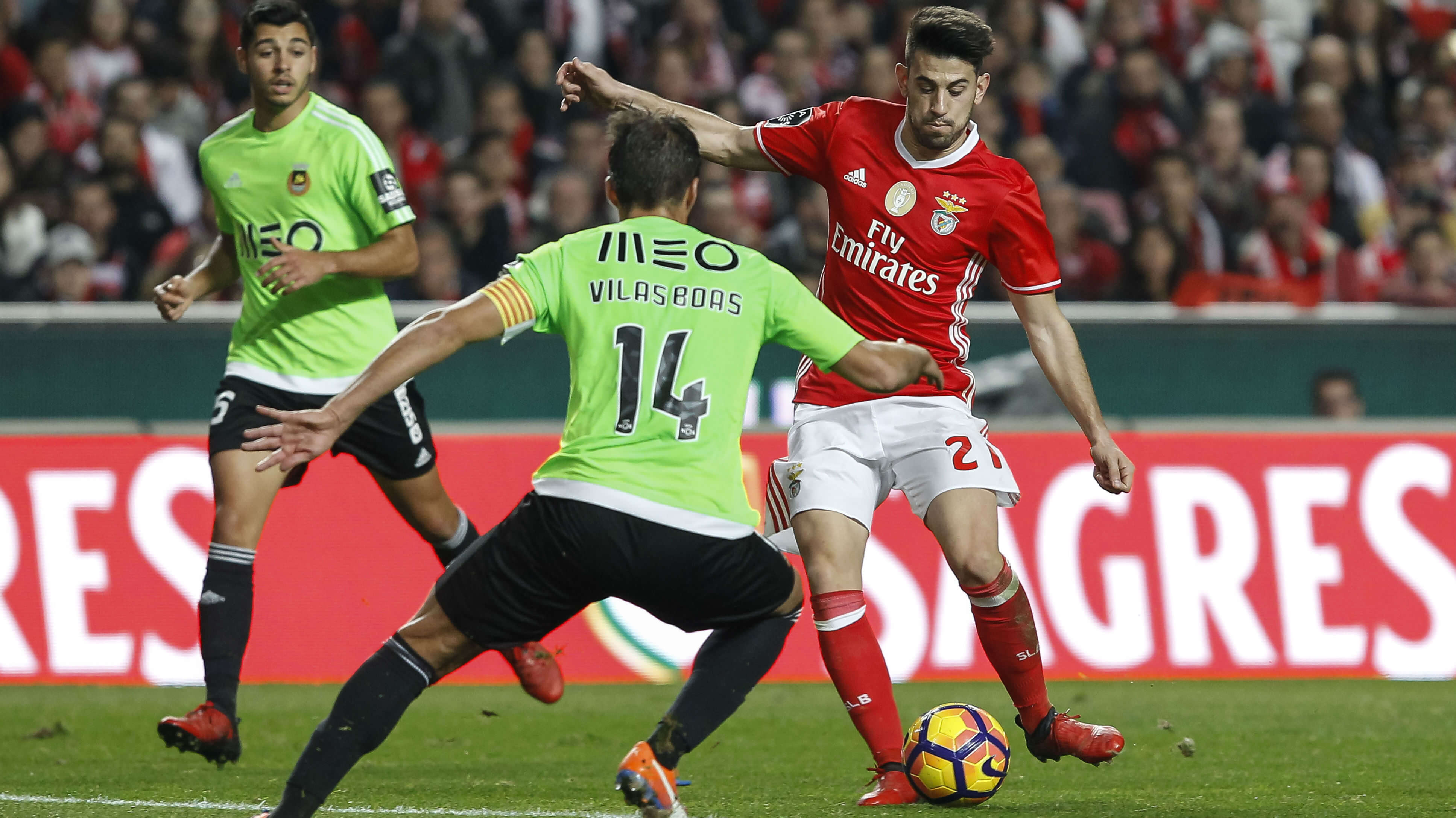 Pizzi em jogo com o Rio Ave