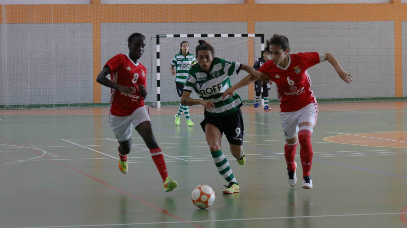 Dérbi feminino