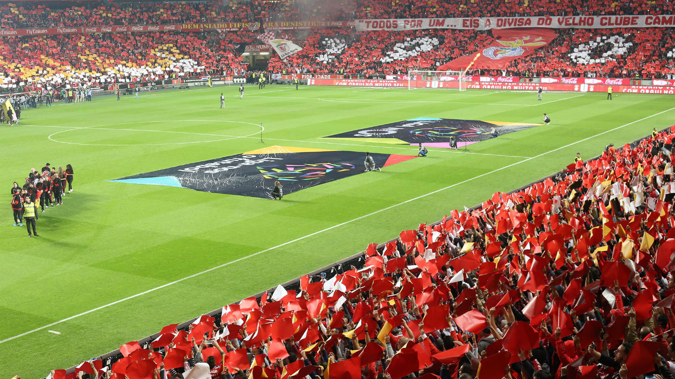 Coreografia adeptos Estádio da Luz