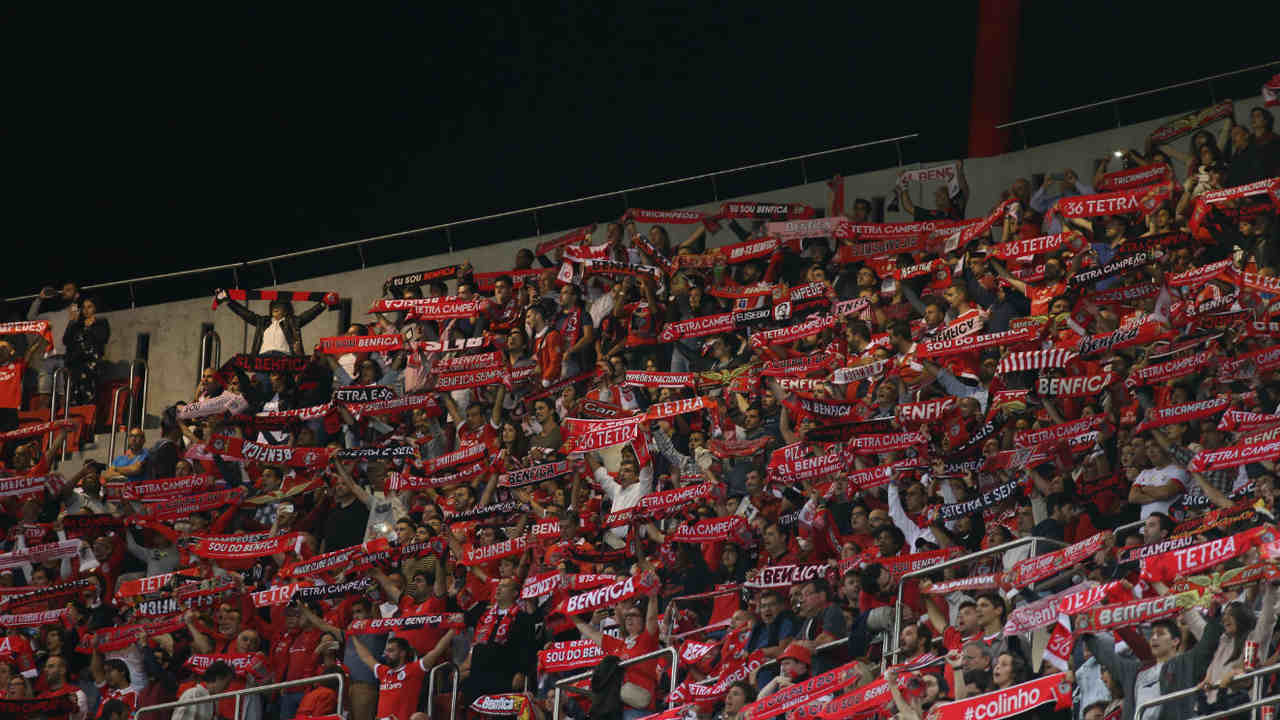 Benfiquistas no Estádio da Luz