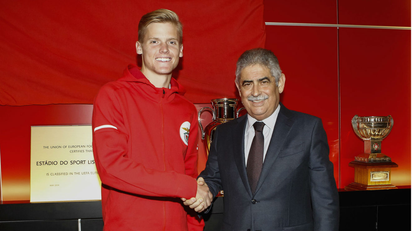 Keaton Parks e o presidente Luís Filipe Vieira