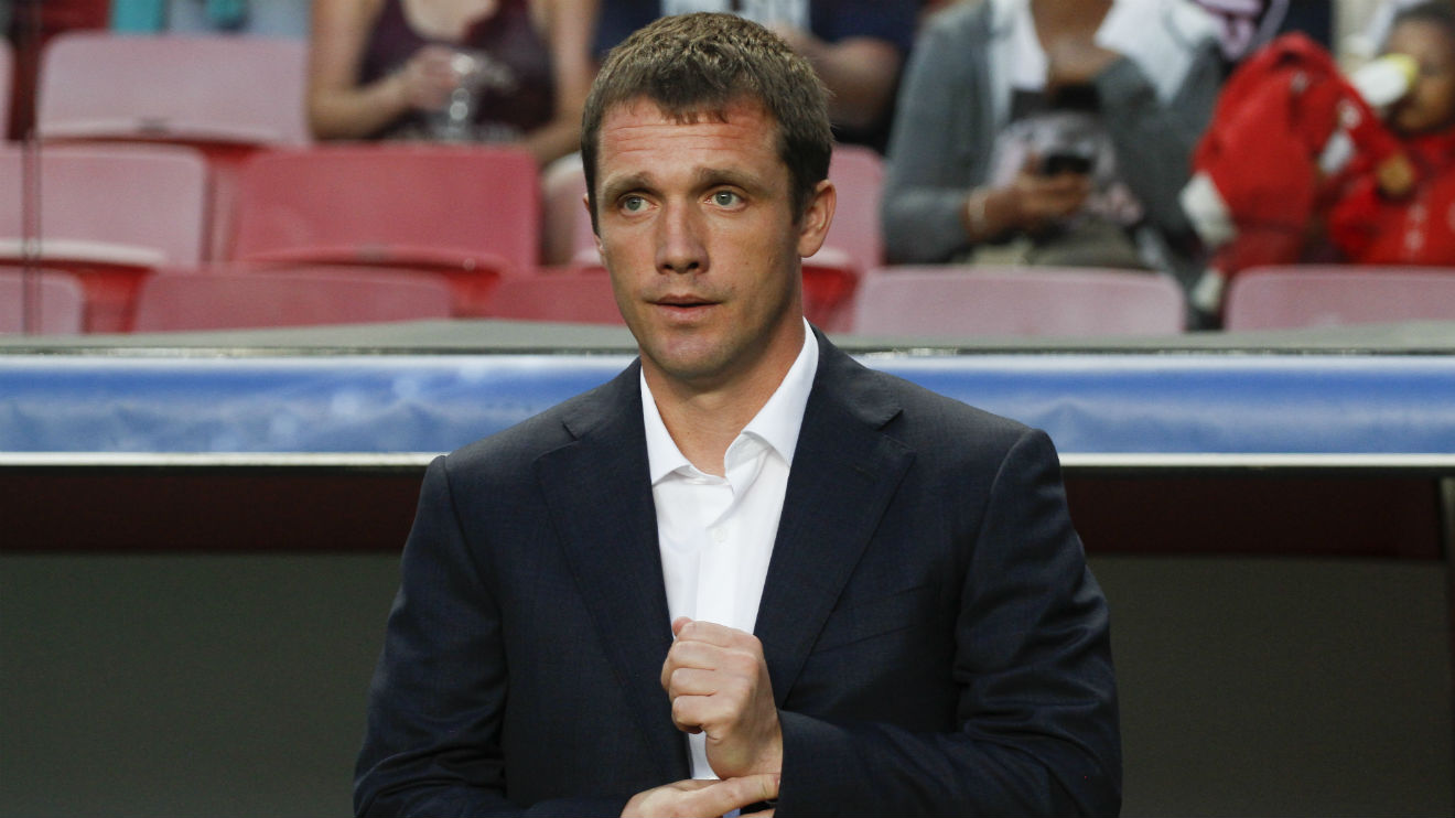 Viktor Goncharenko no banco do Estádio da Luz