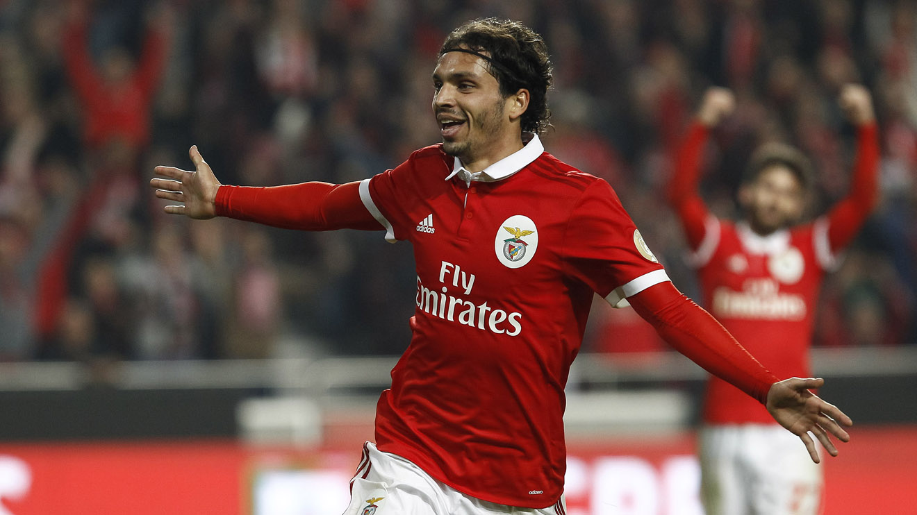 Krovinovic em jogo com o V. Setúbal
