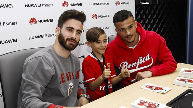 Sessão de autógrafos
