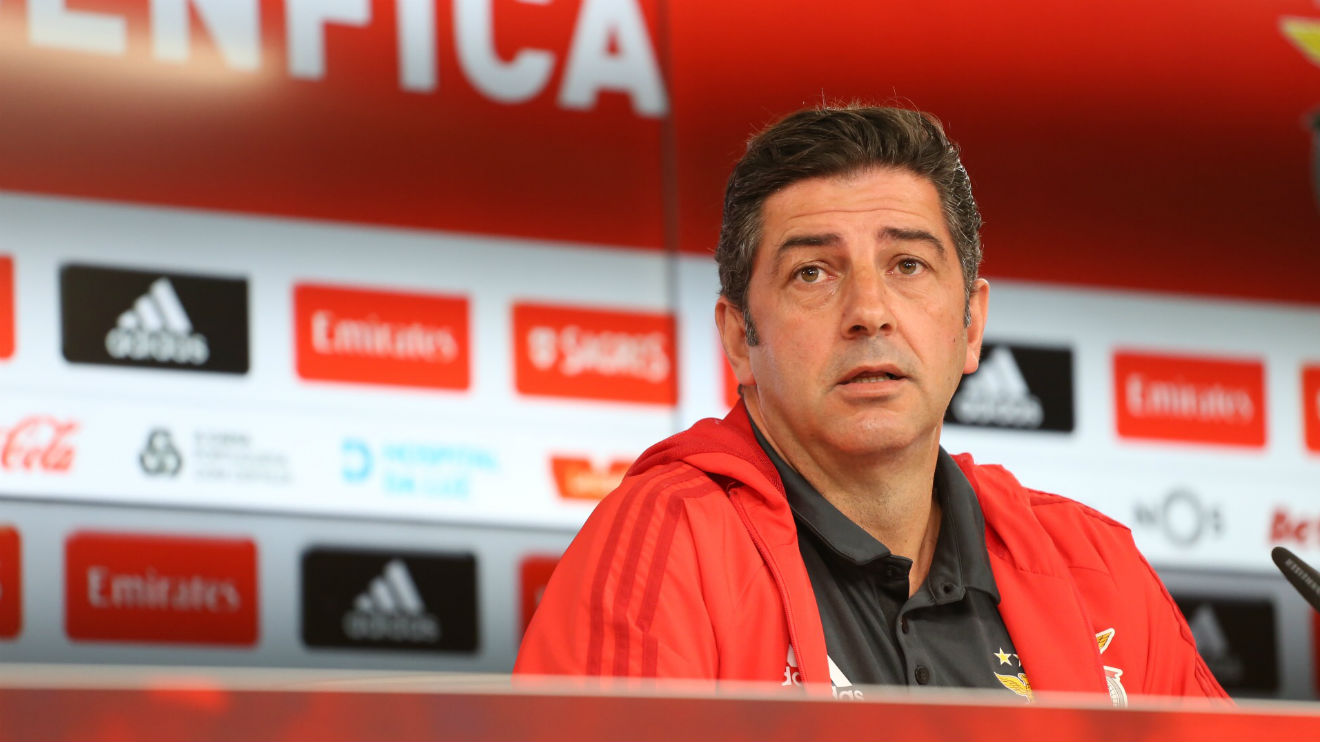 Rui Vitória em conferência de imprensa no Estádio da Luz