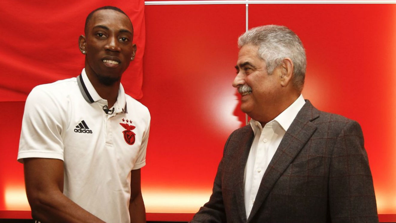 Atleta Pedro Pichardo com o presidente Luís Filipe Vieira