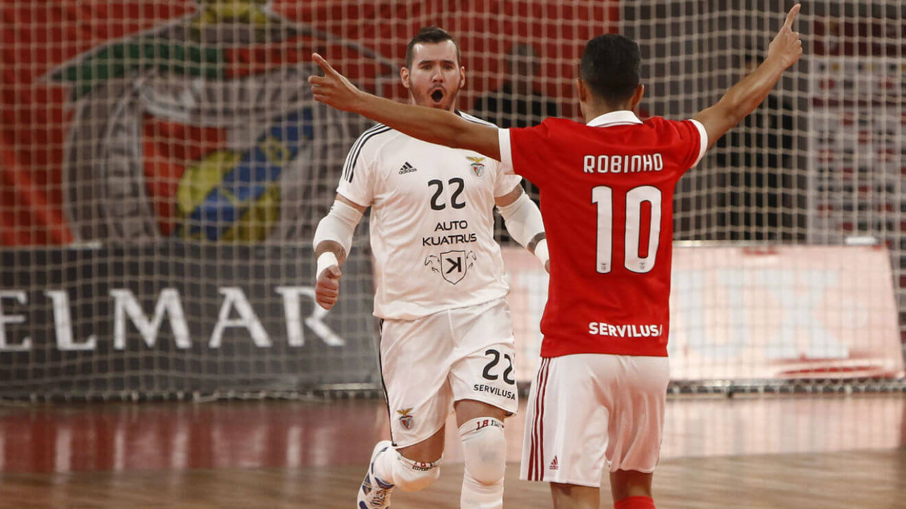 Robinho no jogo com a Quinta dos Lombos