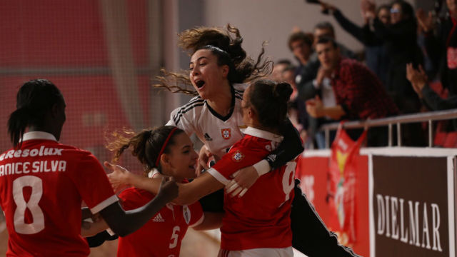 Dérbi em Futsal Feminino