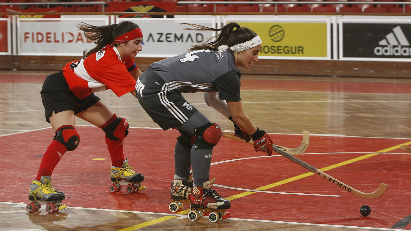 Hóquei feminino goleou na Luz