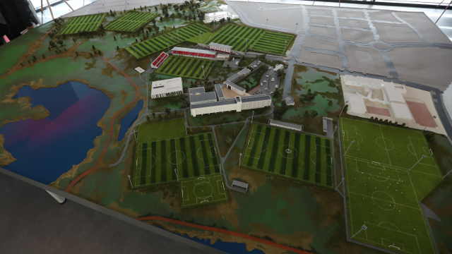 Presidente e Caixa Futebol Campus