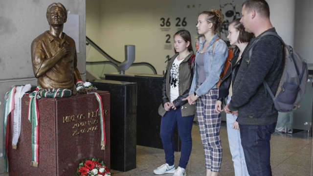 Vencedores Prémio Fehér Busto Estádio da Luz