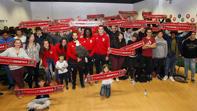 &quot;Benfica Faz Bem&quot; com alunos da Escola Gustave Eiffel