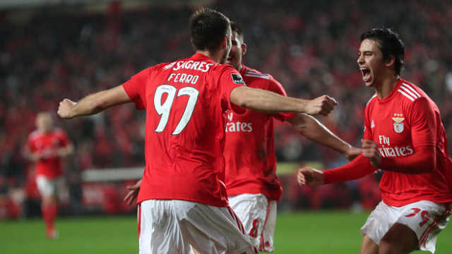 Ferro e João Félix