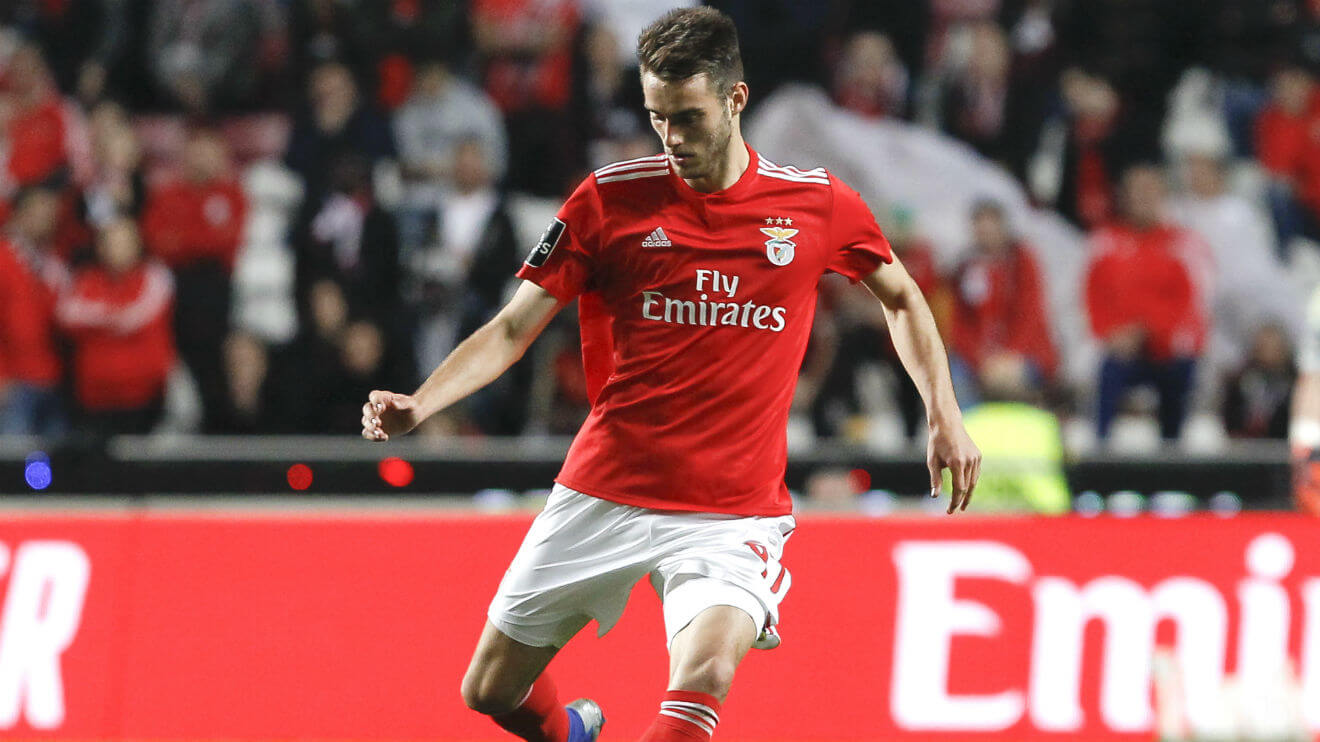 Ferro The Best Defender Of Liga Nos In March Sl Benfica