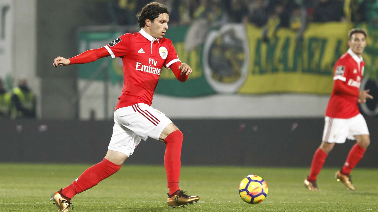 Benfica Krovinovic Loan Wba Football Sl Benfica