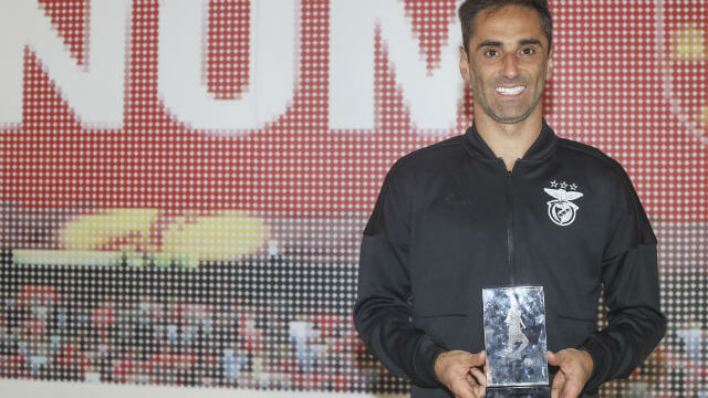 Jonas premiado pela Liga Portugal