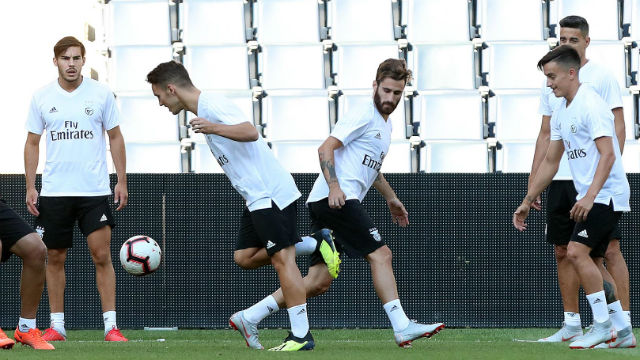 Yuri Ribeiro, Grimaldo e Cervi no treino