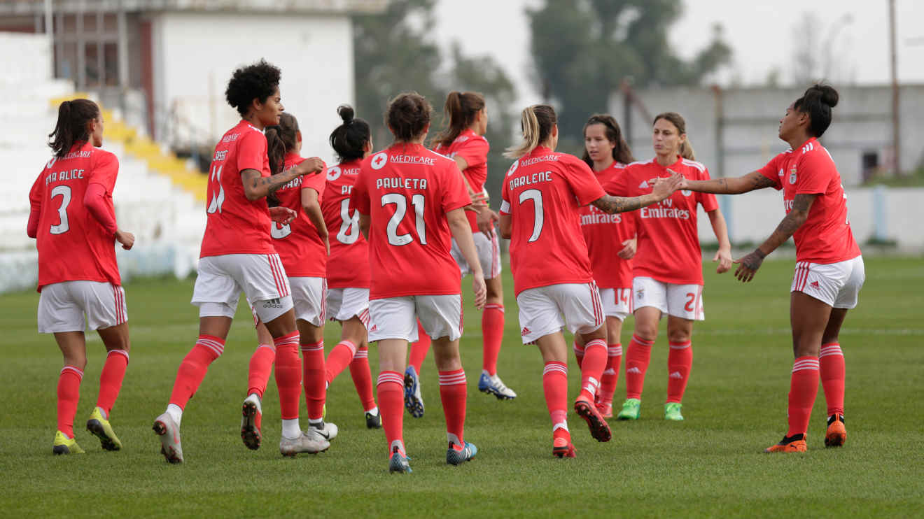 Equipa de futebol feminino do Benfica