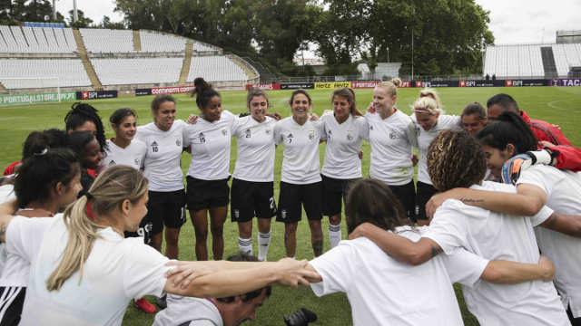 Futebol feminino