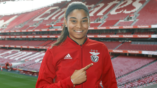 Lara Pintassilgo