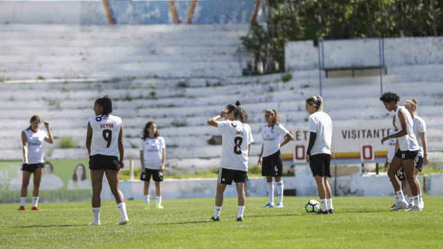 Treino da equipa feminina de futebol do SL Benfica