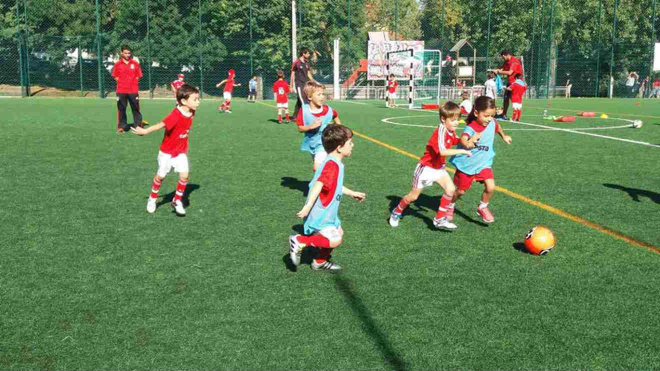 Escola-Clube-TAP