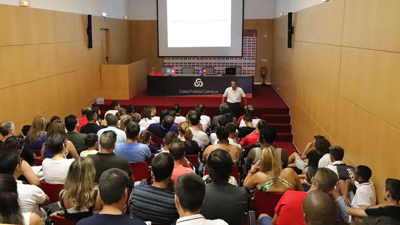 Apresentação dos Iniciados
