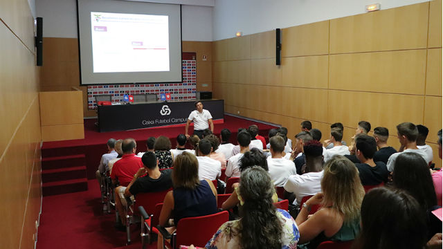 Apresentação Juvenis B