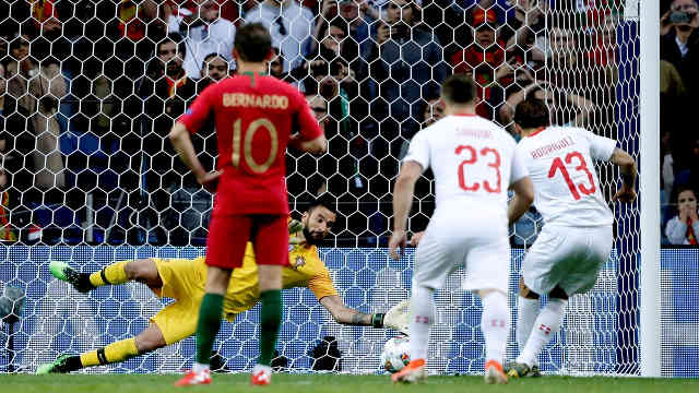 Golo da Suíça Rodríguez