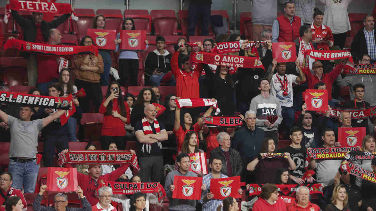 Adeptos Benfica