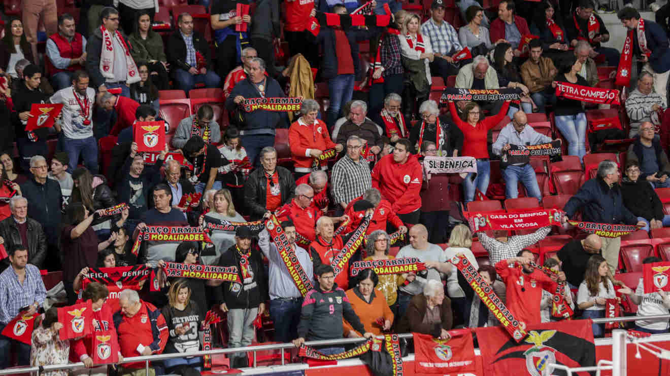 Adeptos Benfica