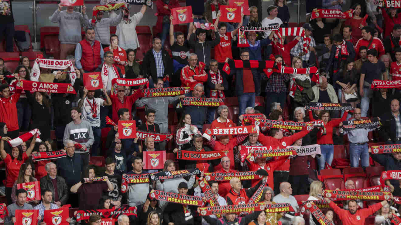 Adeptos Benfica