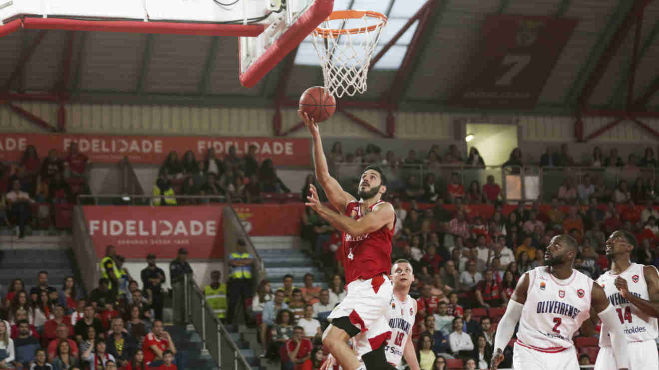 Benfica-Oliveirense