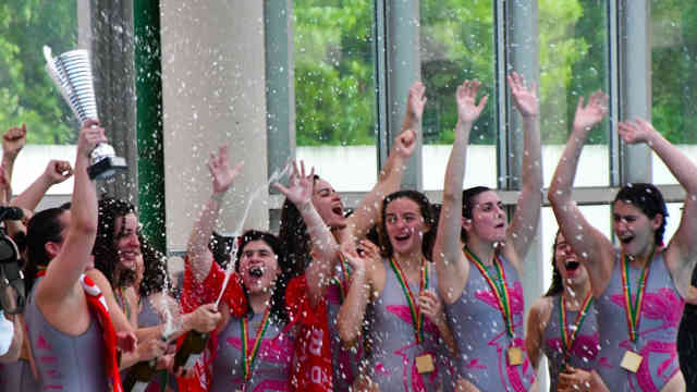 Polo aquático feminino Benfica