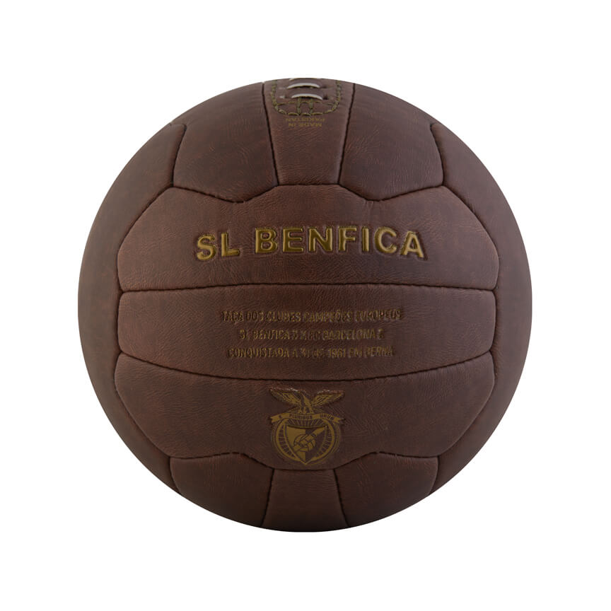 SL Benfica vs FC Barcelona Ball
