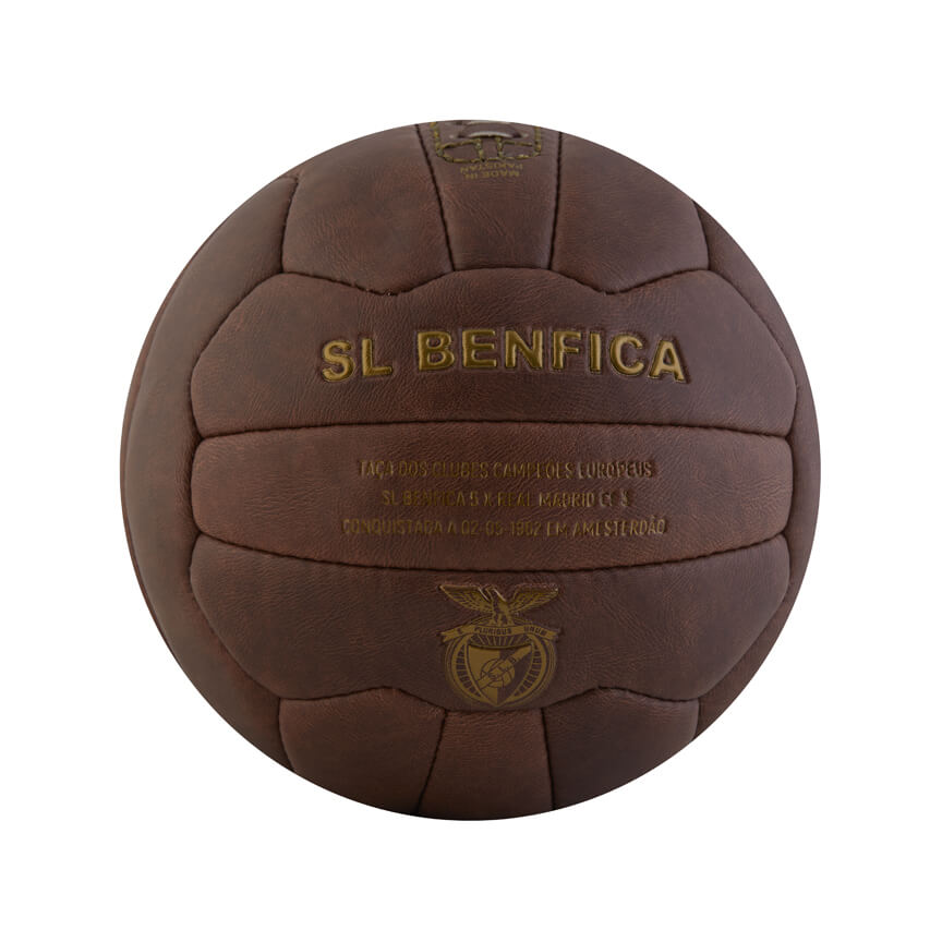 SL Benfica vs Real Madrid Ball