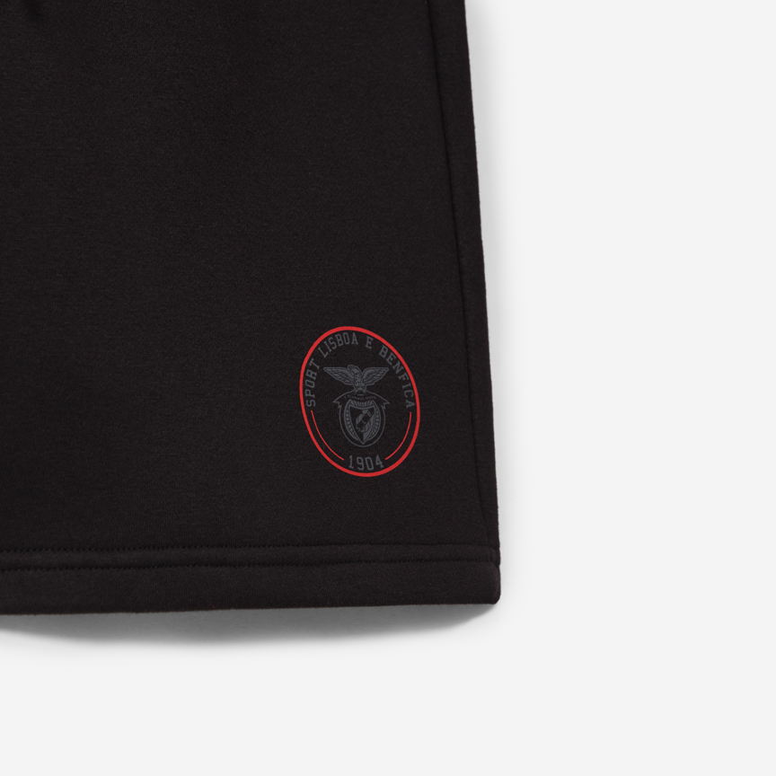 Calções Pretos Emblema SL Benfica 1904